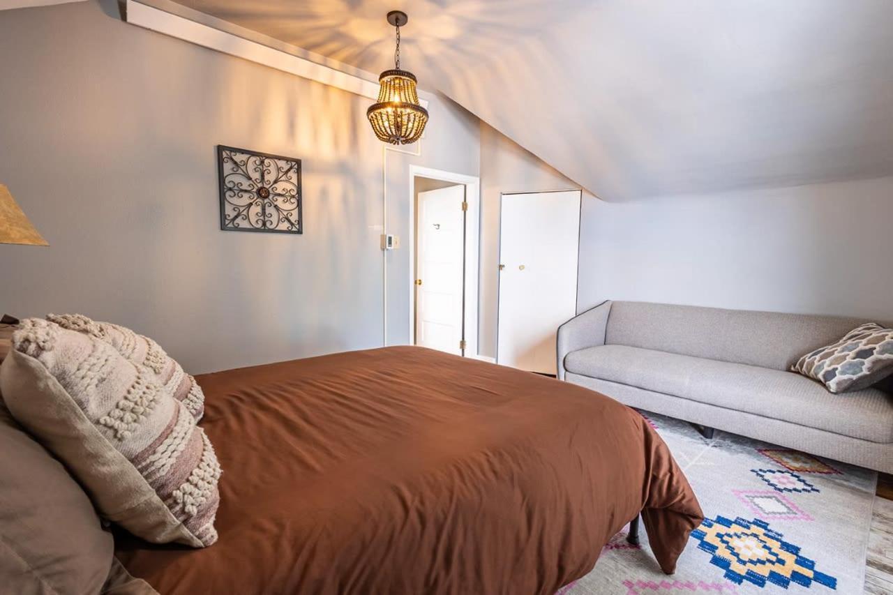 New Listing!! Bright Bohemian Stay Laramie Buitenkant foto