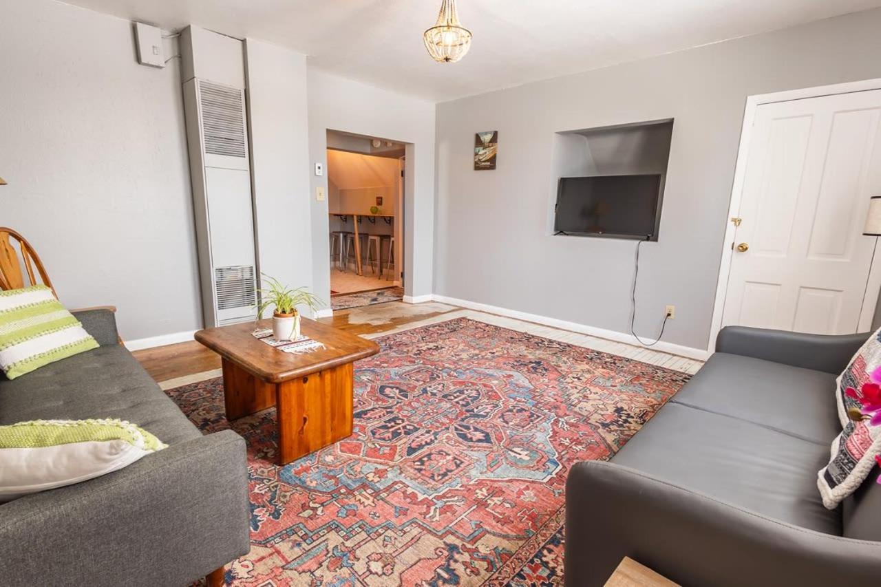 New Listing!! Bright Bohemian Stay Laramie Buitenkant foto